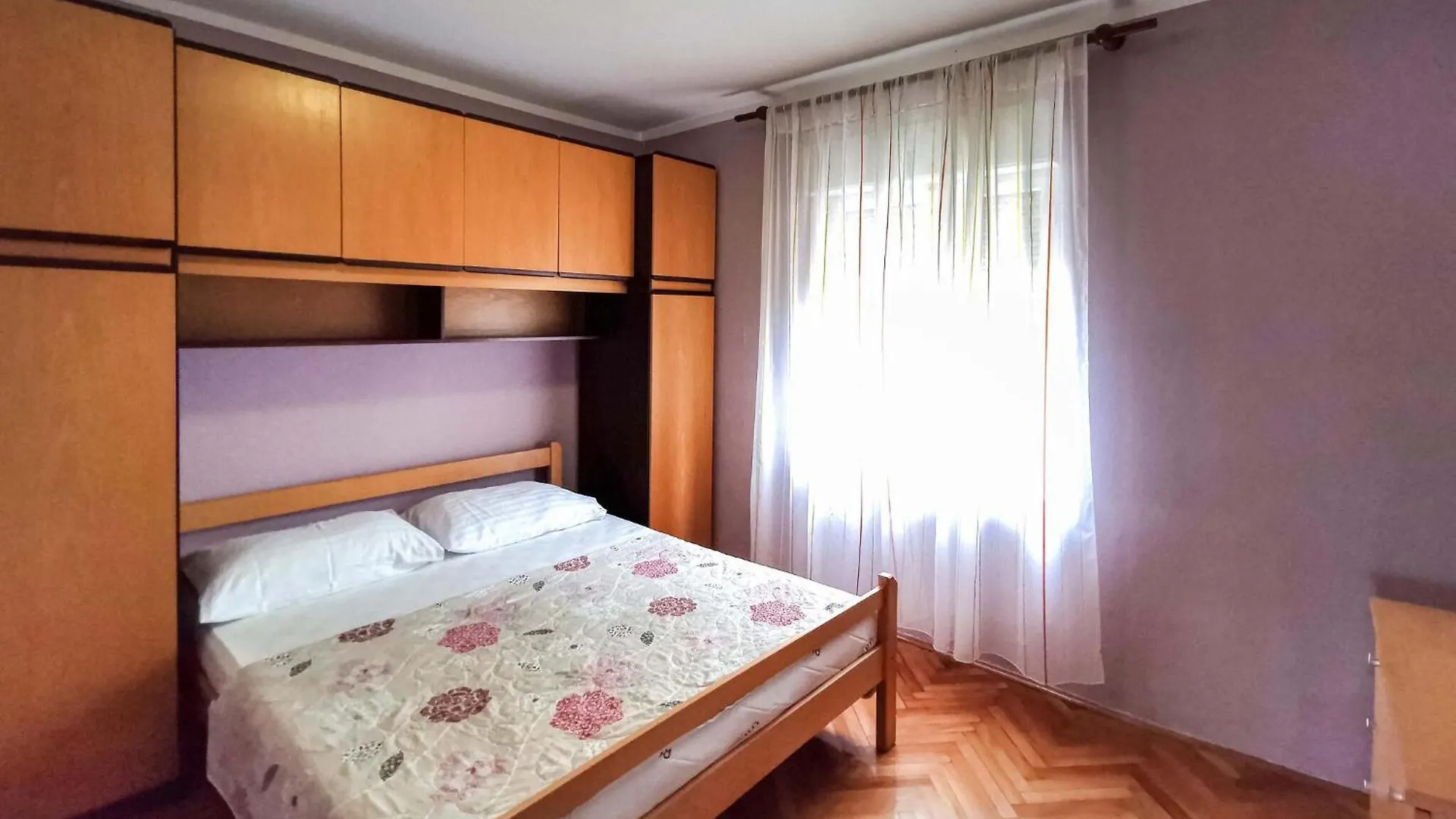 3 Bedroom Nice Apartment In Grizane